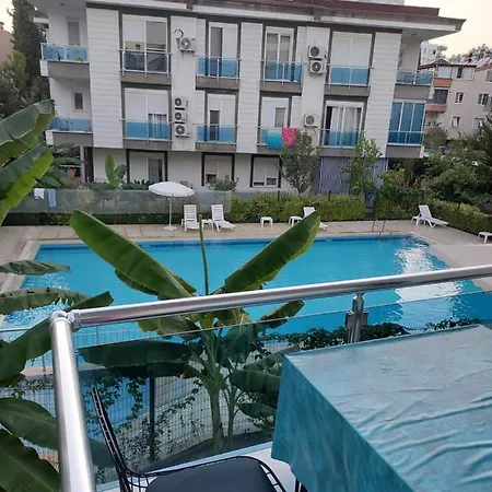 Magnificent 2+1 Flat With Swimming Pool In Lara Appartement